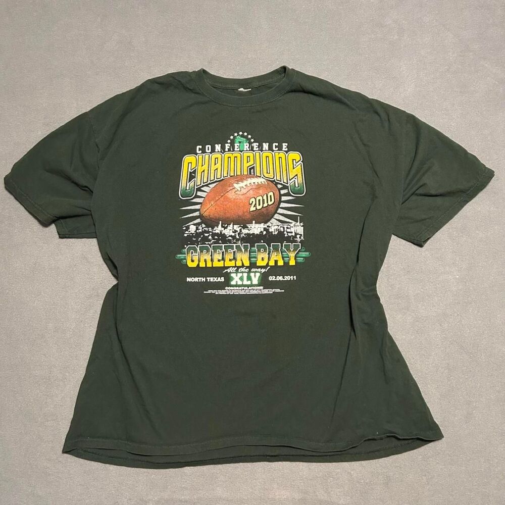 Nfl Men's Green and Black T-shirt